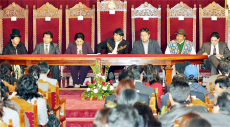Durante un seminario internacional sobre sistemas de justicia penal